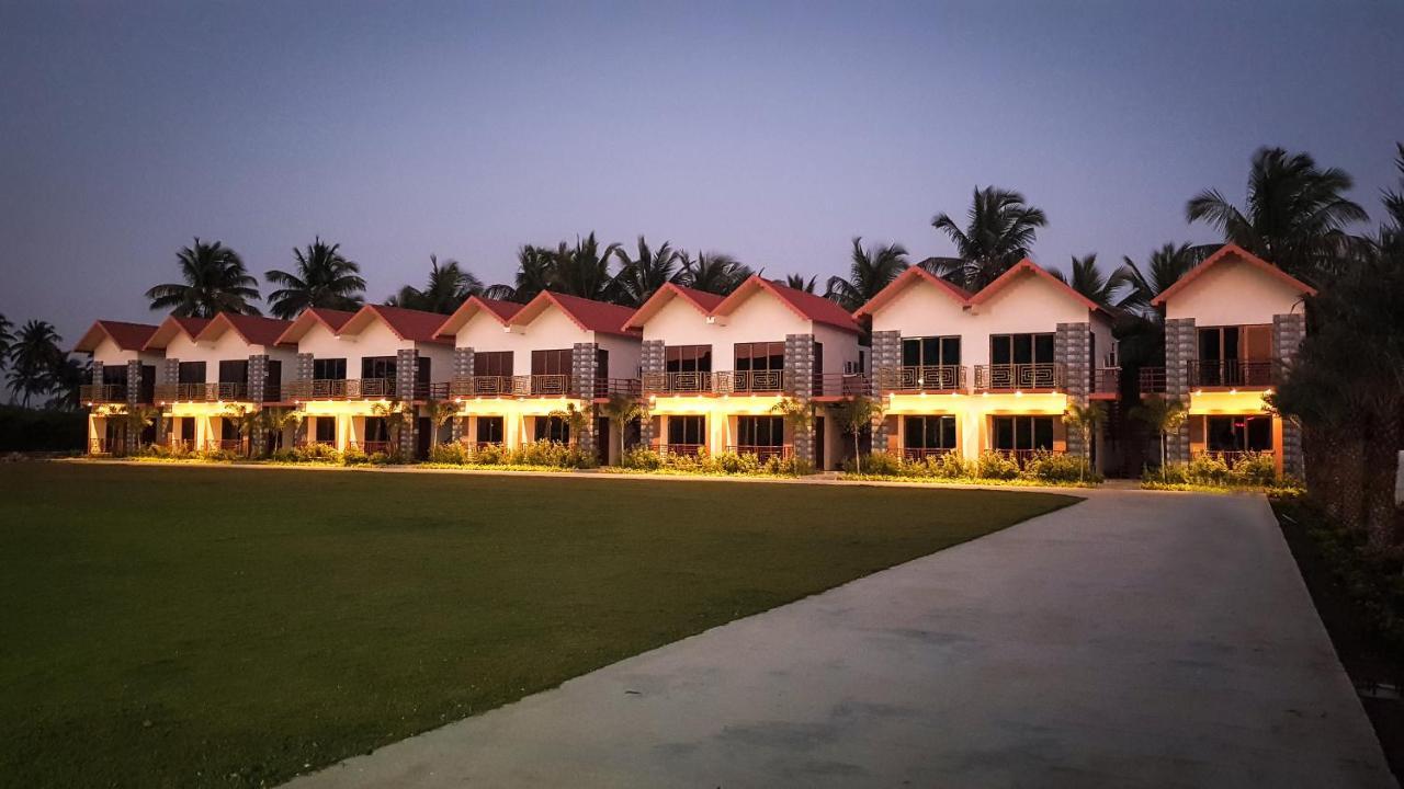 The Divine Resort Somnāth Esterno foto