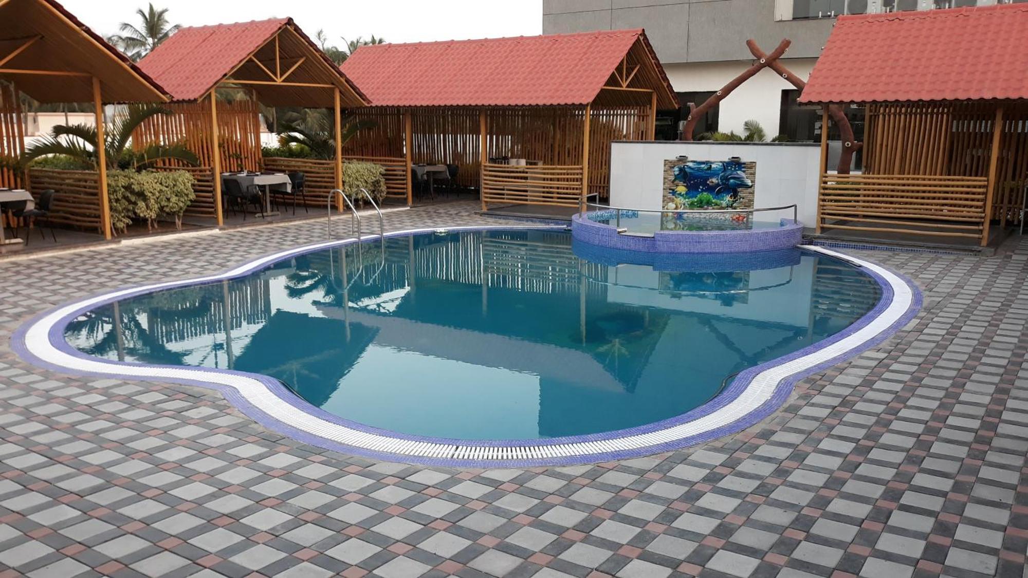 The Divine Resort Somnāth Esterno foto